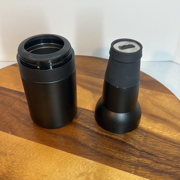 Asobu Black Frosty Beer Cooler keeps your beer chilled for hours! - Picture 15 of 17